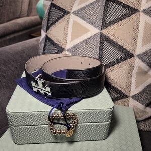 Tory Burch Reversible Black And Cream Leather Belt